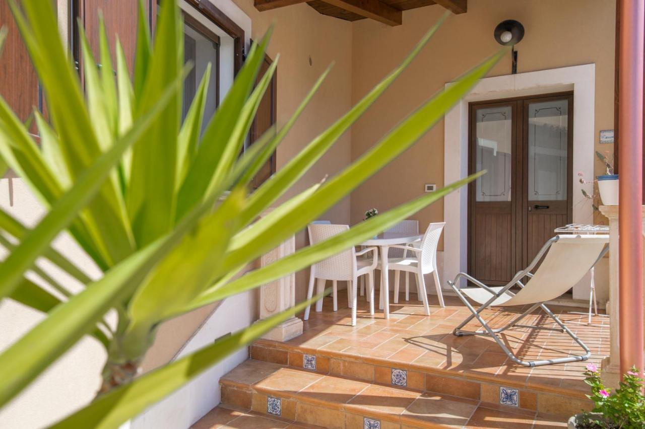 Villa Sajonara Elvira Fontane Bianche Bagian luar foto