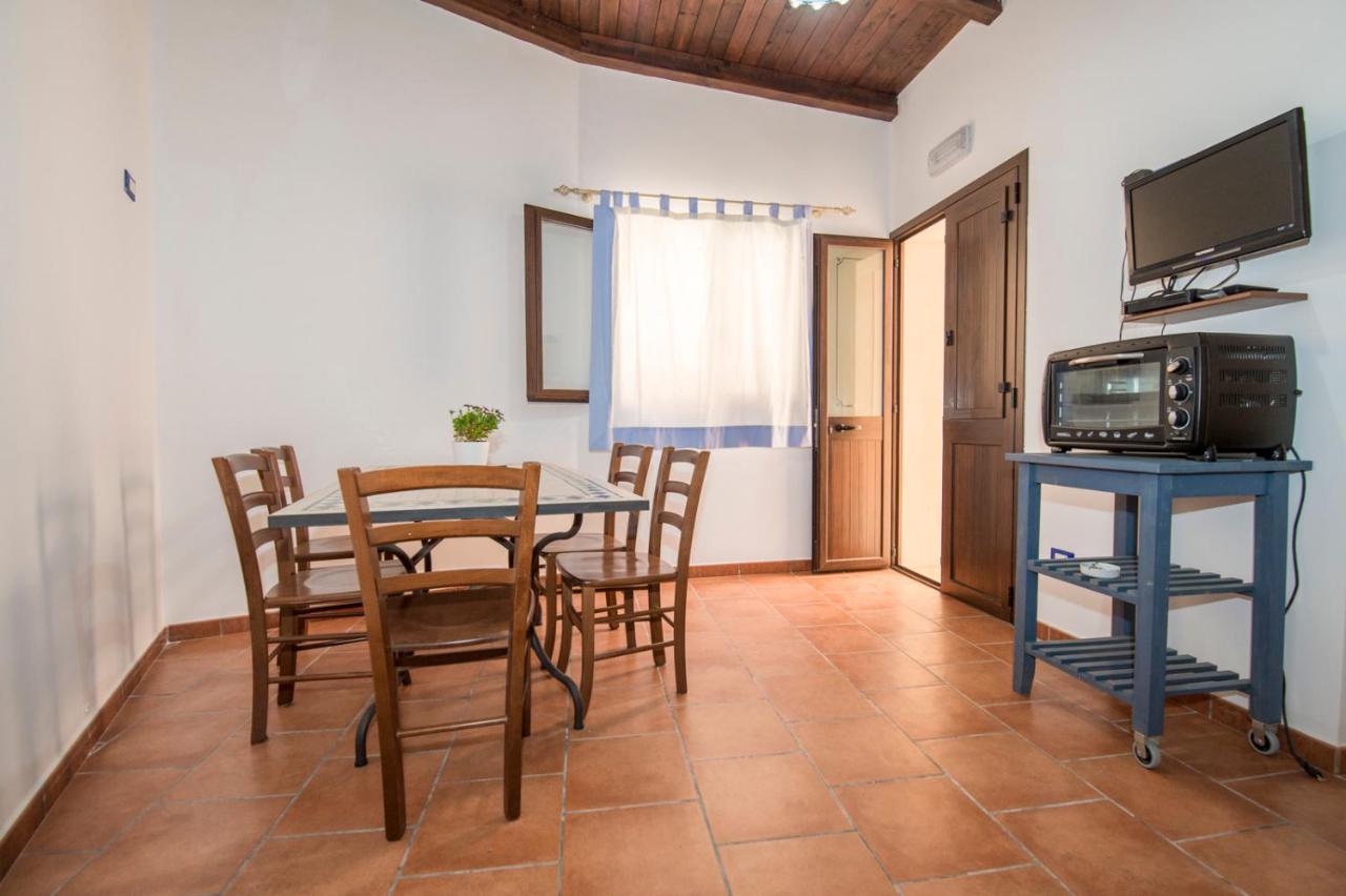Villa Sajonara Elvira Fontane Bianche Bagian luar foto