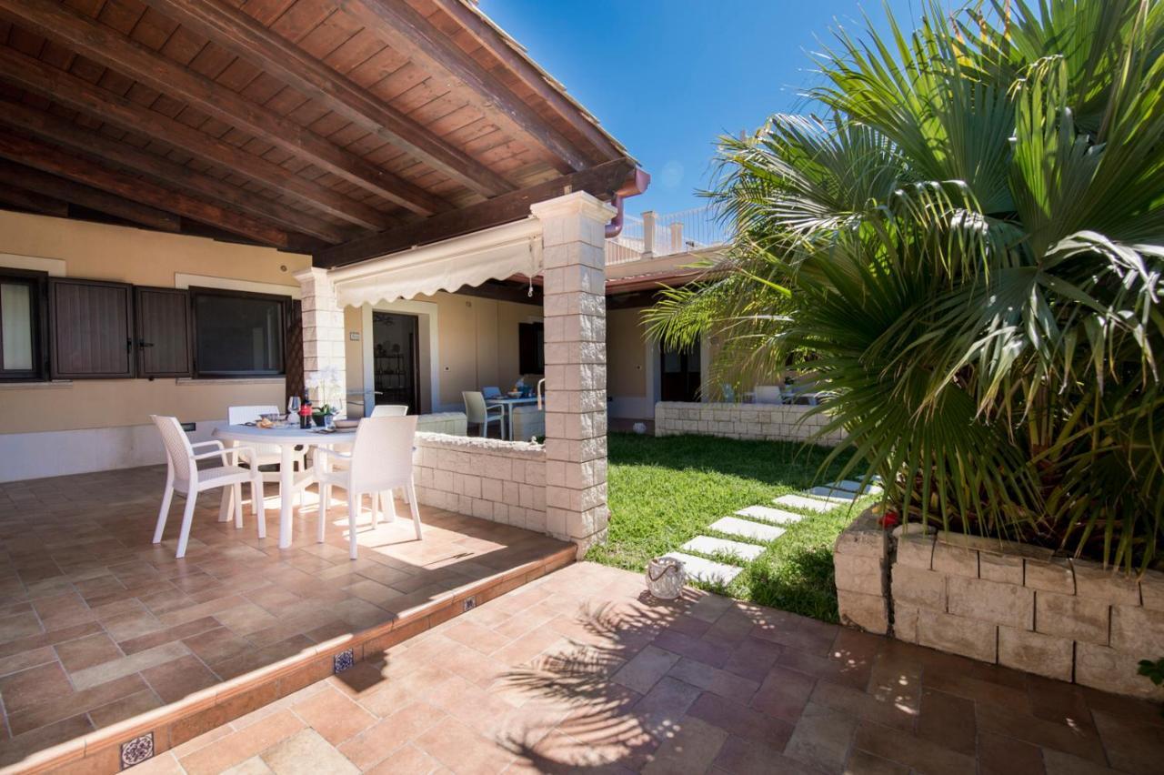 Villa Sajonara Elvira Fontane Bianche Bagian luar foto