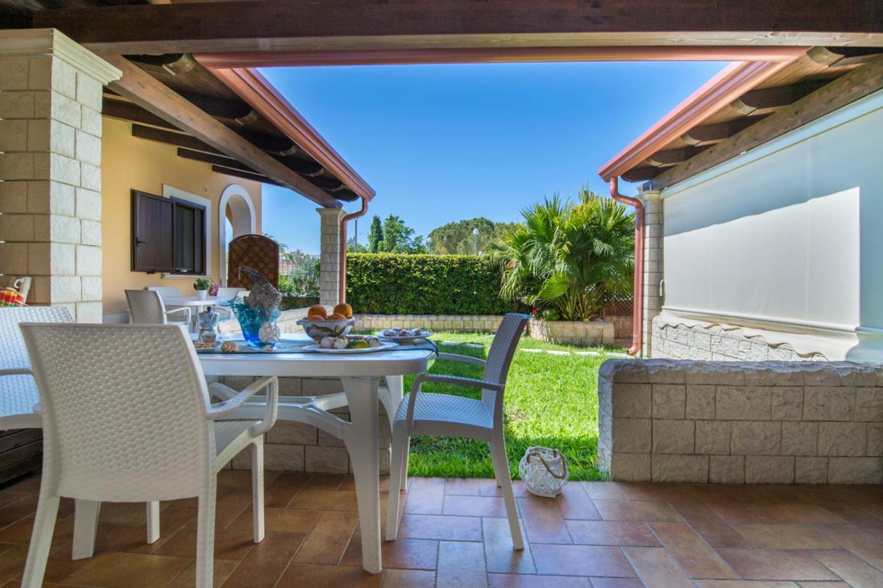 Villa Sajonara Elvira Fontane Bianche Bagian luar foto