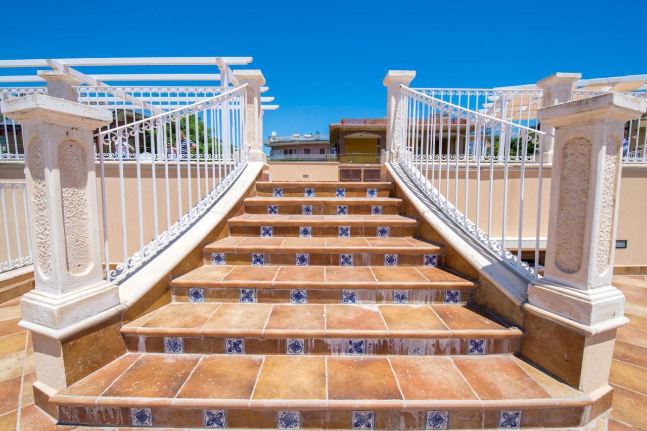 Villa Sajonara Elvira Fontane Bianche Bagian luar foto