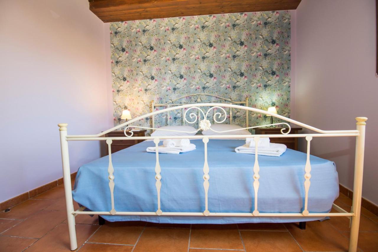 Villa Sajonara Elvira Fontane Bianche Bagian luar foto